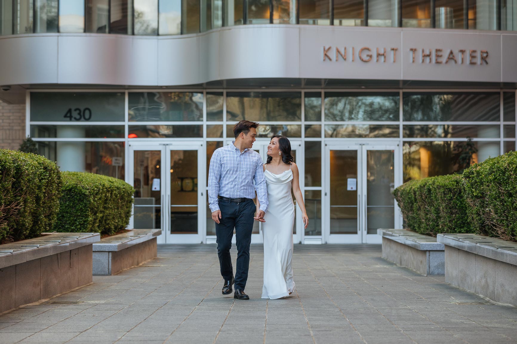 Uptown Charlotte engagement session photographed by nhieu tang photography | nhieutang.com