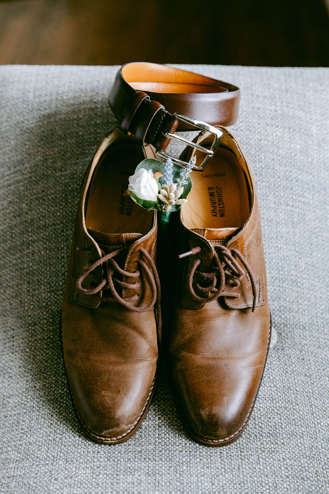 groom shoes from lake house elopement shot by Nhieu Tang Photography | nhieutang.com