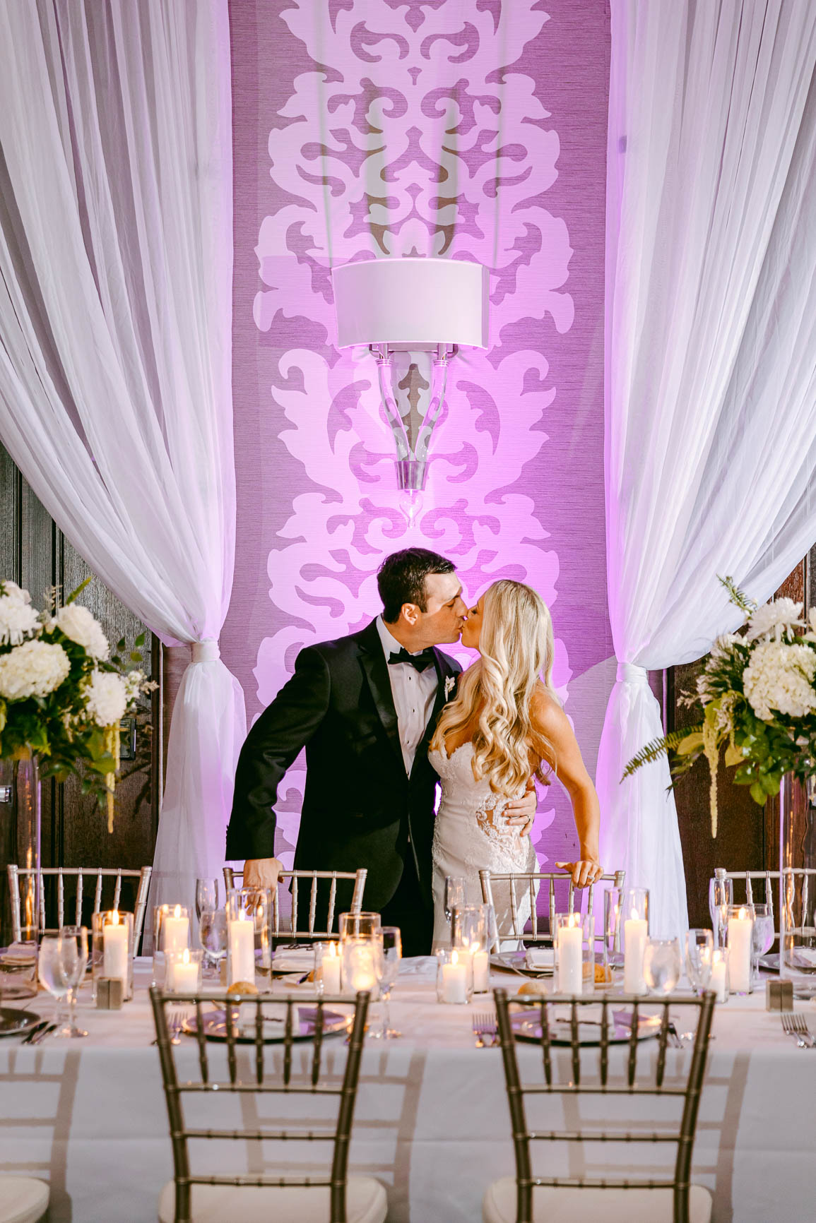 Kimpton Tryon park hotel wedding reception in Charlotte nc by Nhieu Tang Photography | nhieutang.com