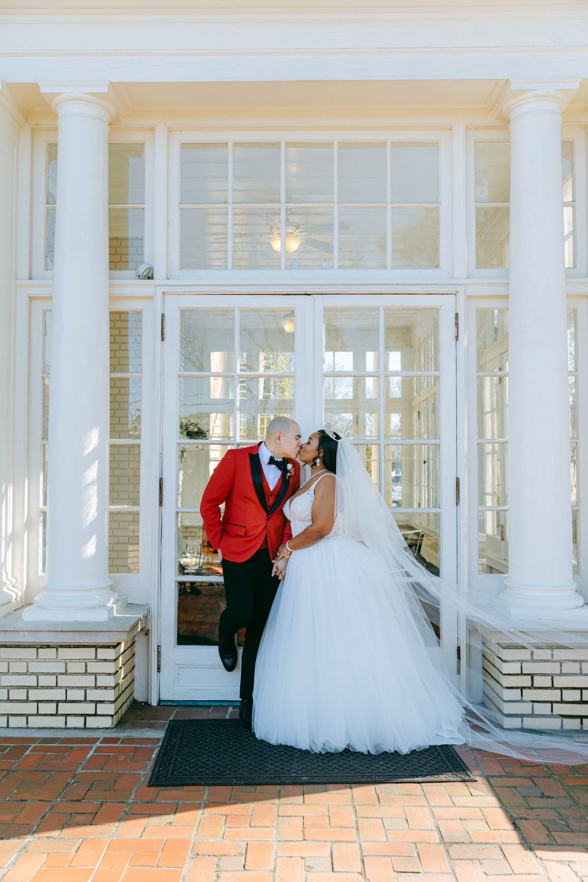 couple portraits at Separk Mansion in Gastonia NC shot by Nhieu Tang Photography | nhieutang.com